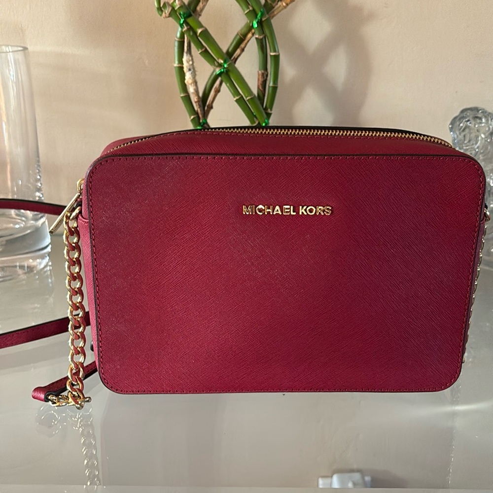 Mk cross body